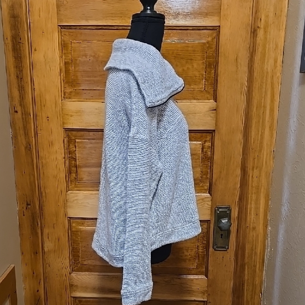 90 Degree By Reflex Women's Light Gray Long Sleeve Sweatshirt M - Picture 4 of 5